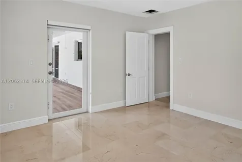 10425 SW 62nd Street Miami FL 33173