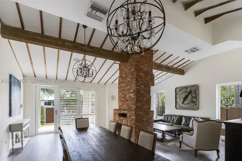 583 W 49th Street Miami Beach FL 33140