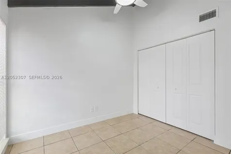 2112 SW 81st Way Davie FL 33324