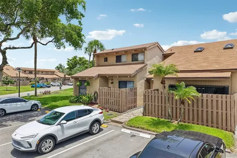 2112 SW 81st Way Davie FL 33324