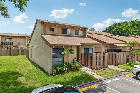 2112 SW 81st Way Davie FL 33324