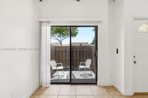 2112 SW 81st Way Davie FL 33324