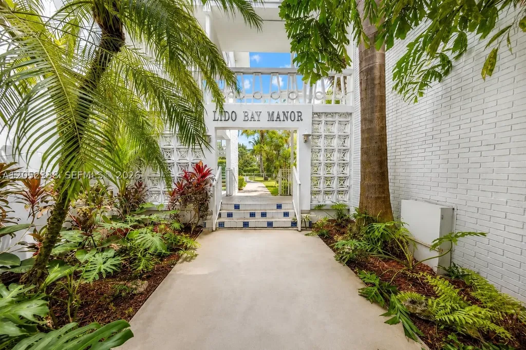 1631 NE 114th Street Miami FL 33181