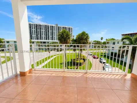 1631 NE 114th Street Miami FL 33181