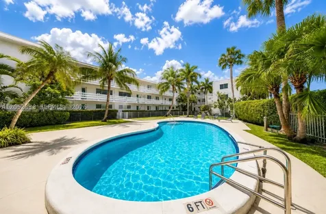 1631 NE 114th Street Miami FL 33181