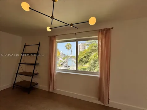 1631 NE 114th Street Miami FL 33181
