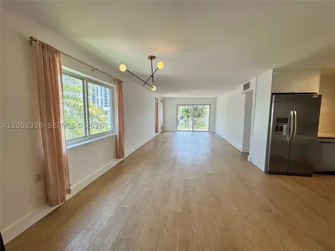 1631 NE 114th Street Miami FL 33181