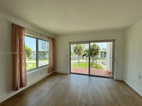 1631 NE 114th Street Miami FL 33181