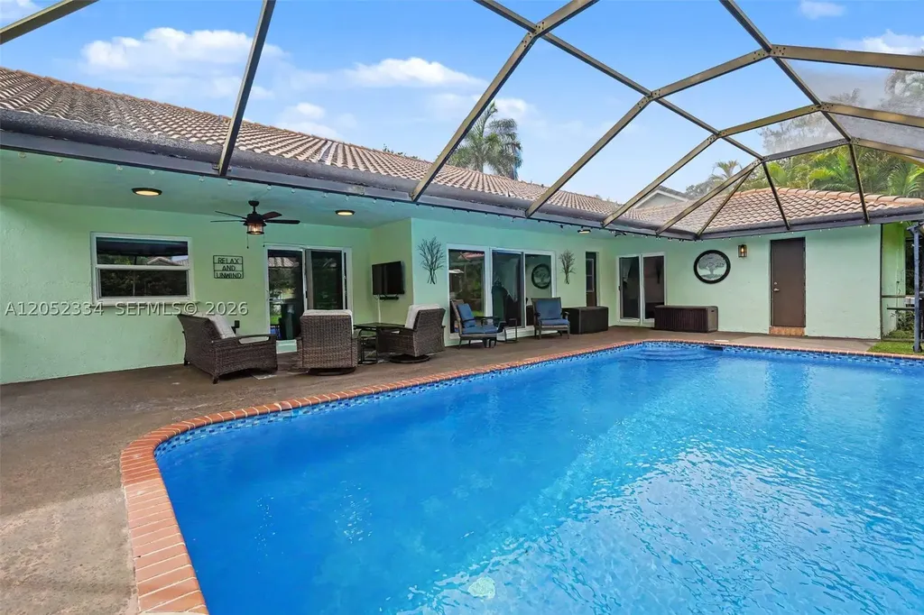 5085 NW 96th Way Coral Springs FL 33076