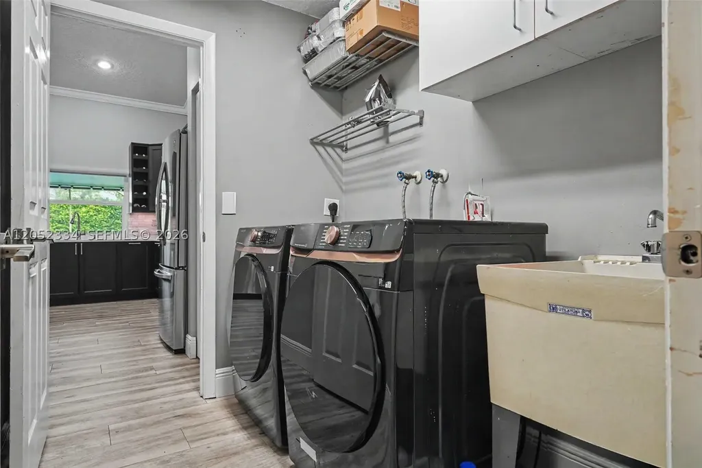 5085 NW 96th Way Coral Springs FL 33076