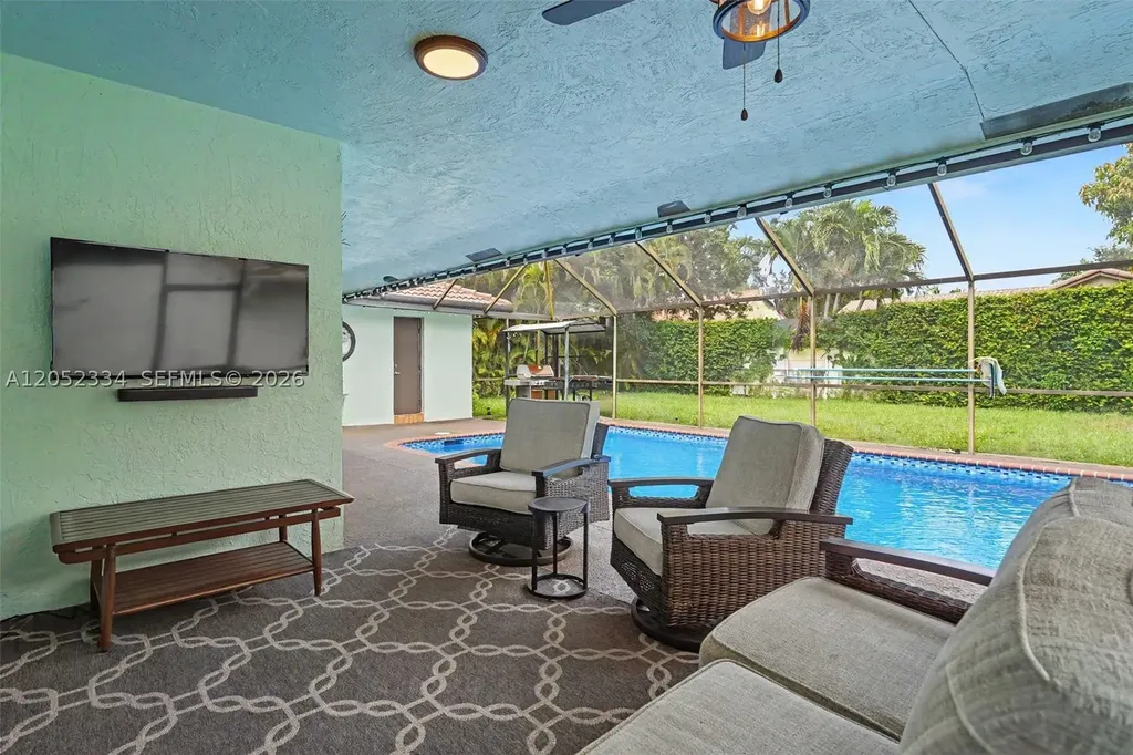 5085 NW 96th Way Coral Springs FL 33076