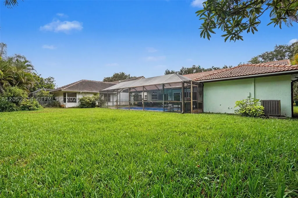 5085 NW 96th Way Coral Springs FL 33076