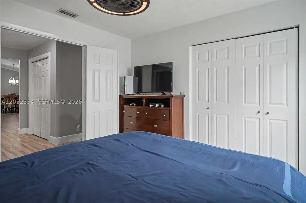 5085 NW 96th Way Coral Springs FL 33076