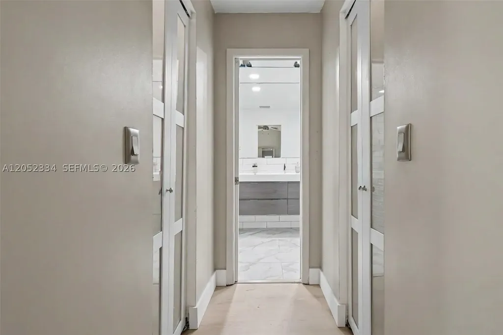 5085 NW 96th Way Coral Springs FL 33076