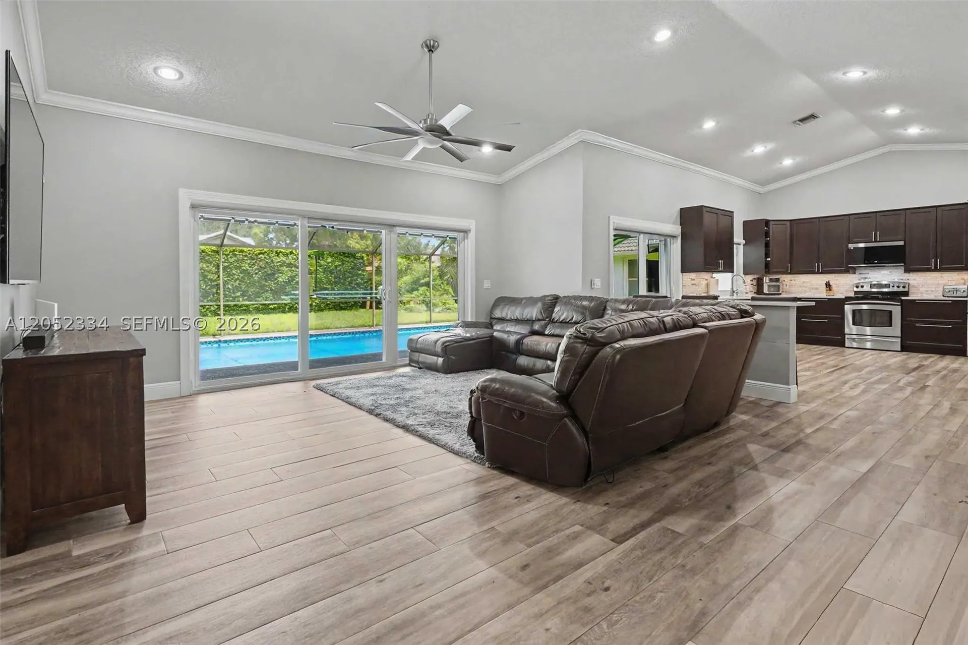 5085 NW 96th Way Coral Springs FL 33076