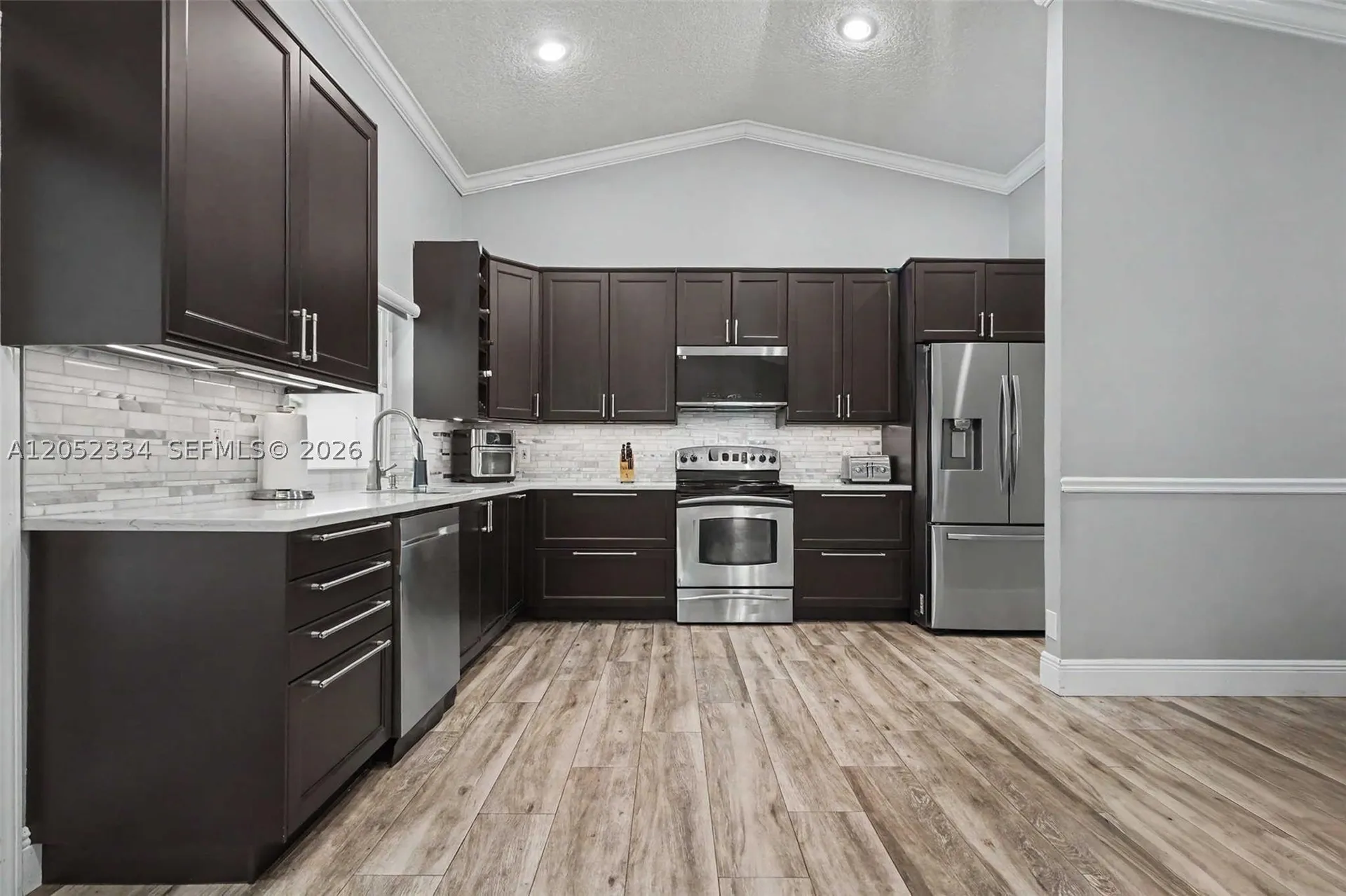 5085 NW 96th Way Coral Springs FL 33076