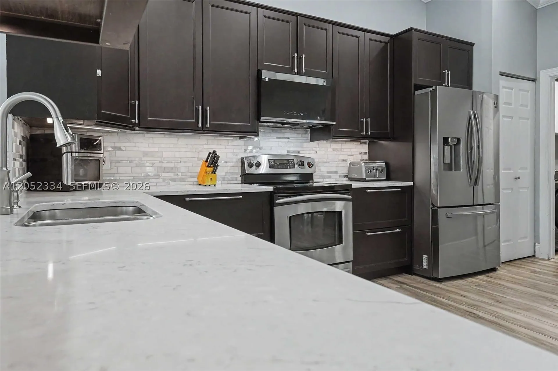 5085 NW 96th Way Coral Springs FL 33076