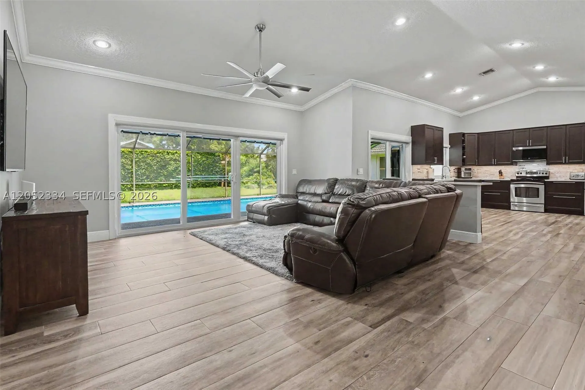 5085 NW 96th Way Coral Springs FL 33076