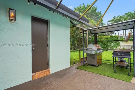 5085 NW 96th Way Coral Springs FL 33076