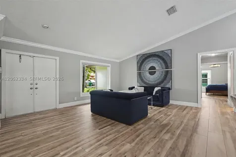 5085 NW 96th Way Coral Springs FL 33076
