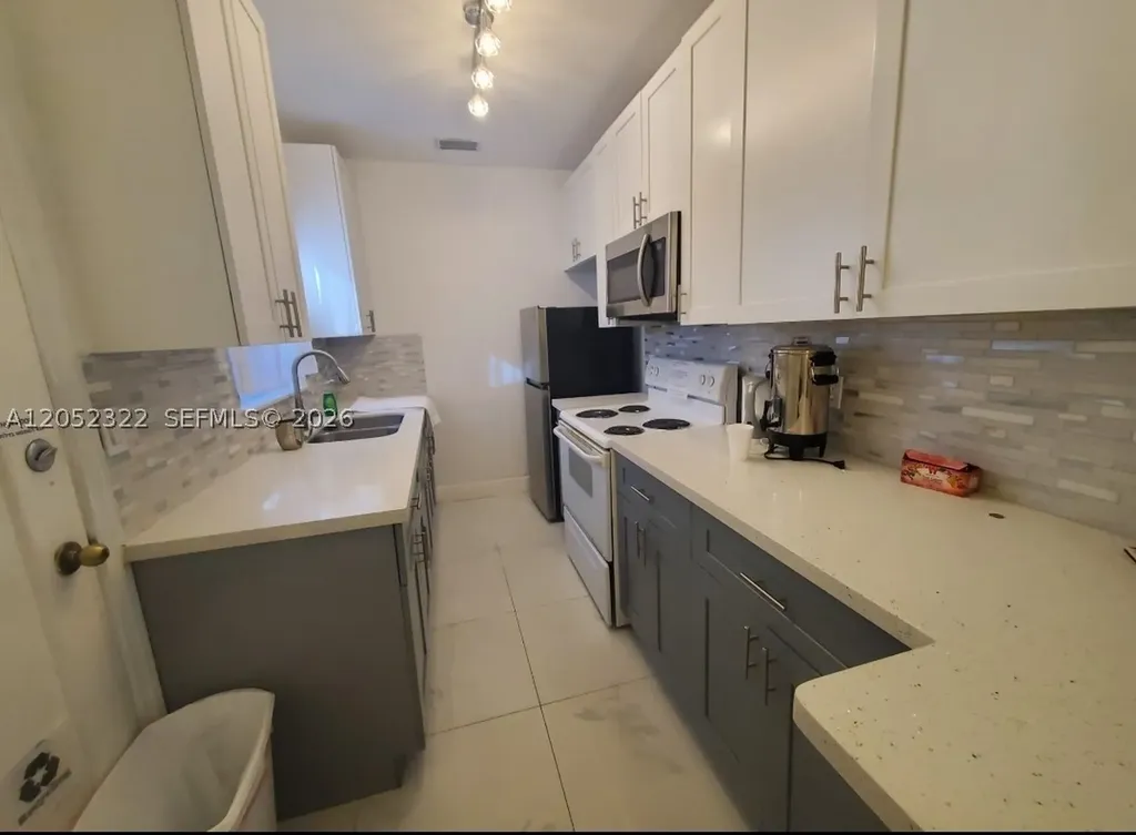 1435 NE 179th Street North Miami Beach FL 33162