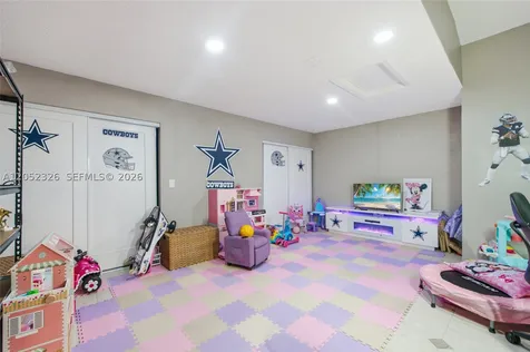 15799 NW 4th Street Pembroke Pines FL 33028