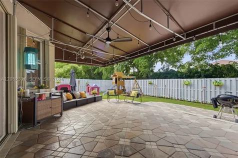 15799 NW 4th Street Pembroke Pines FL 33028