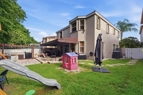 15799 NW 4th Street Pembroke Pines FL 33028