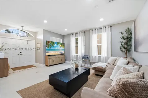 15799 NW 4th Street Pembroke Pines FL 33028