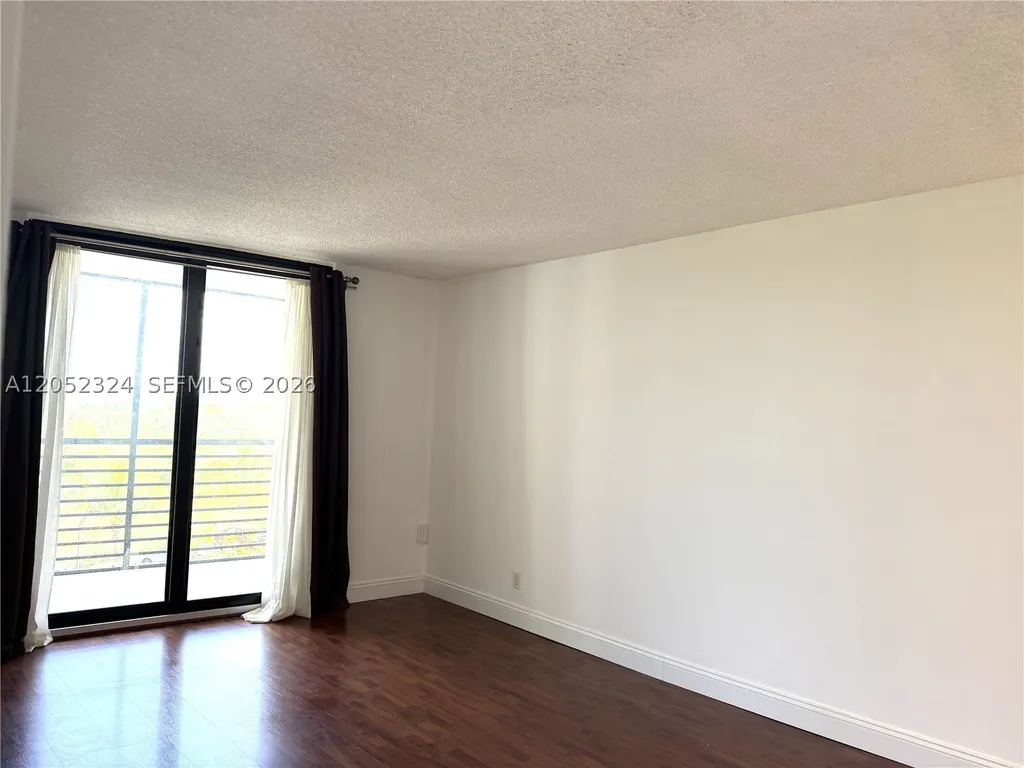 3800 N Hills Drive Hollywood FL 33021