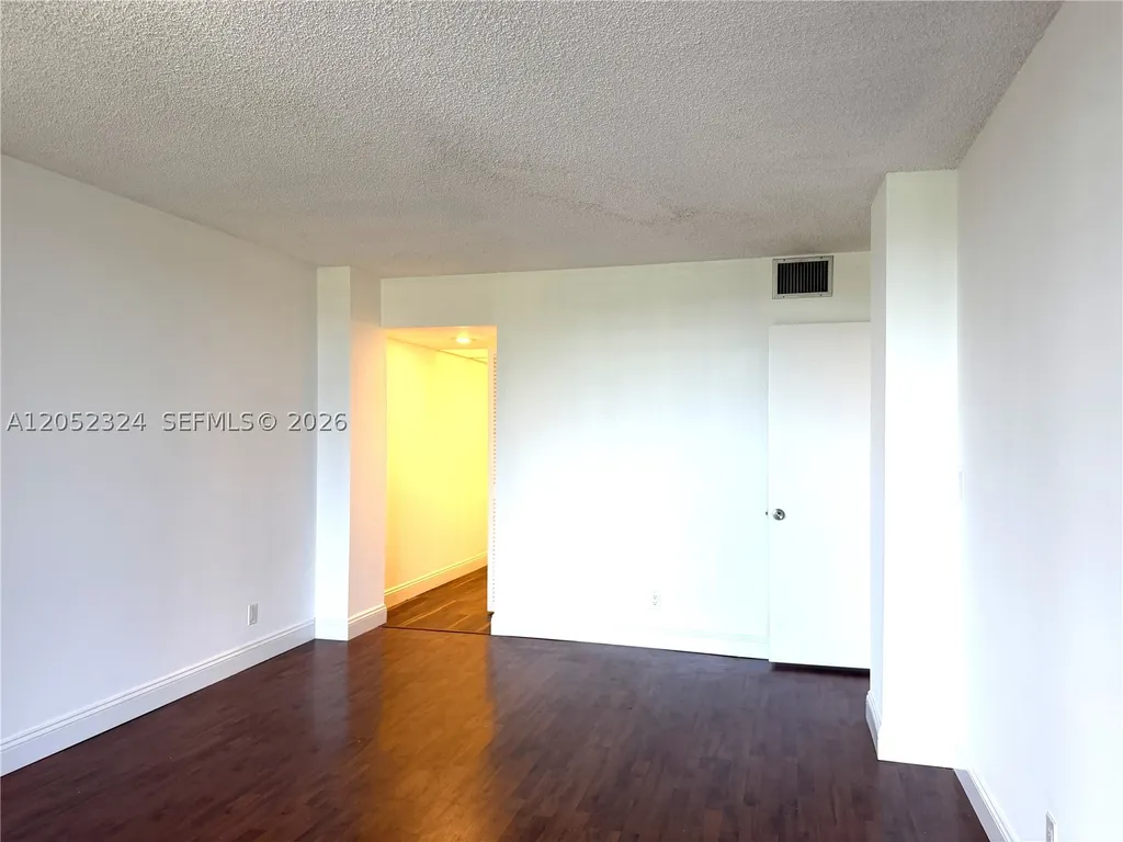3800 N Hills Drive Hollywood FL 33021