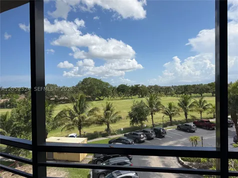 3800 N Hills Drive Hollywood FL 33021