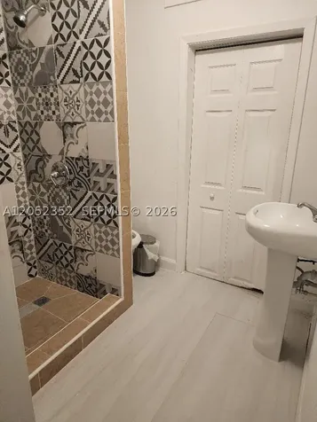 13915 NW 5th Court North Miami FL 33168