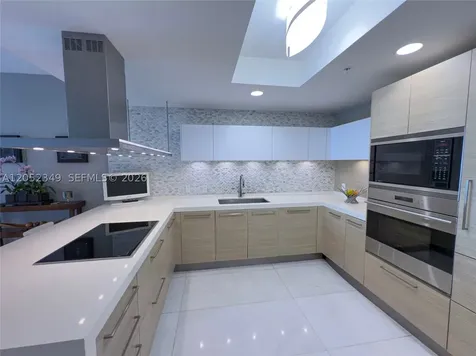 17111 Biscayne Boulevard North Miami Beach FL 33160