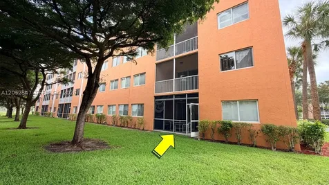 7735 Yardley Drive Tamarac FL 33321
