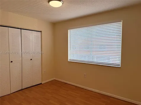 8019 Lake Drive Doral FL 33166