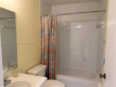 8019 Lake Drive Doral FL 33166