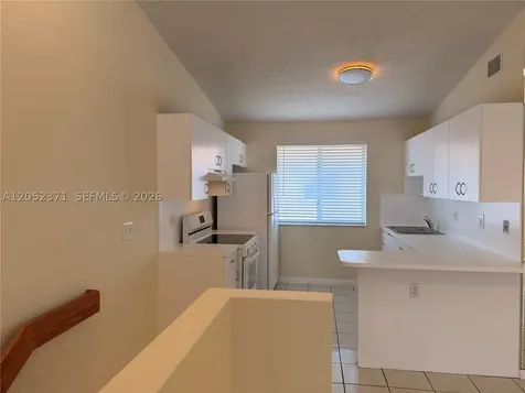 8019 Lake Drive Doral FL 33166