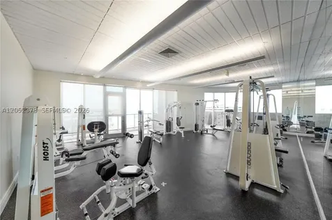 185 SW 7th Street Miami FL 33130