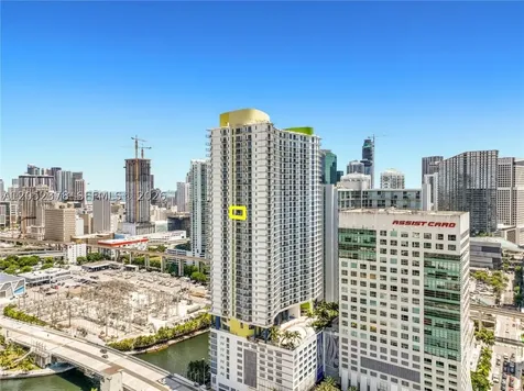 185 SW 7th Street Miami FL 33130
