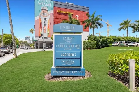 185 SW 7th Street Miami FL 33130