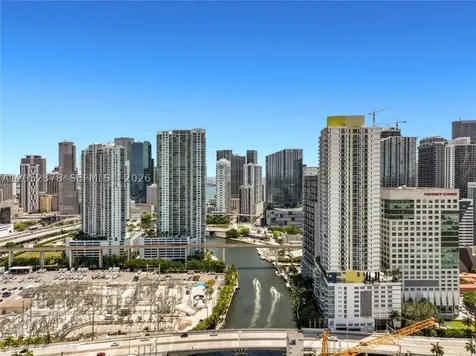 185 SW 7th Street Miami FL 33130