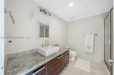 185 SW 7th Street Miami FL 33130
