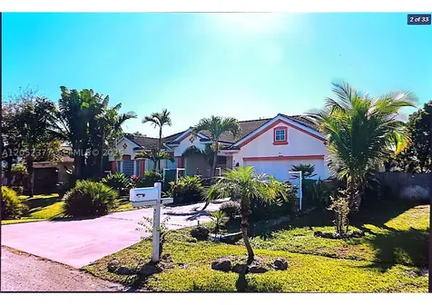 514 SW Laconic Avenue Port St. Lucie FL 34953