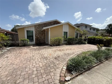 3620 Farragut Street Hollywood FL 33021