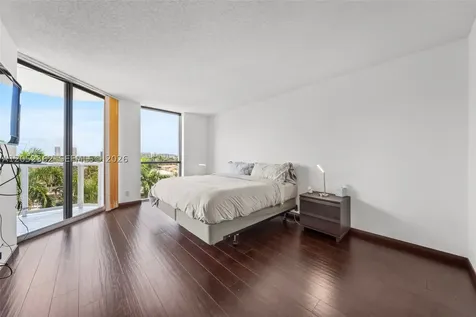 3598 Yacht Club Drive Aventura FL 33180
