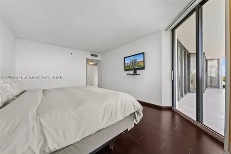 3598 Yacht Club Drive Aventura FL 33180
