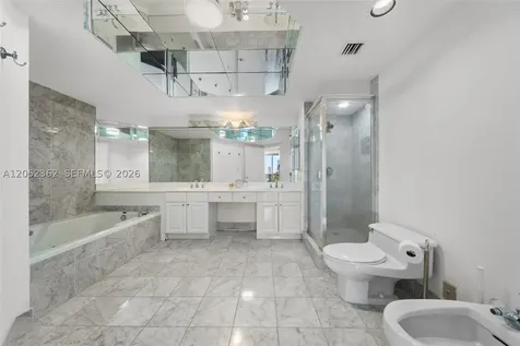3598 Yacht Club Drive Aventura FL 33180