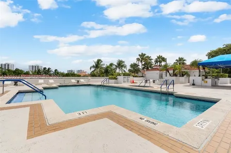 3598 Yacht Club Drive Aventura FL 33180