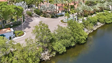 3722 NE 208th Terrace Aventura FL 33180